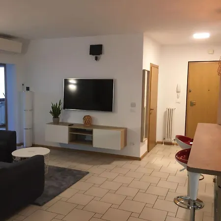 Lasiesta Apartment
